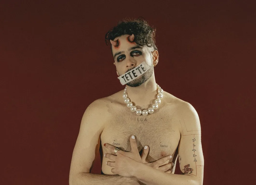 Pero considera que “no es un álbum tan sincero con lo que hoy representa Tufic".