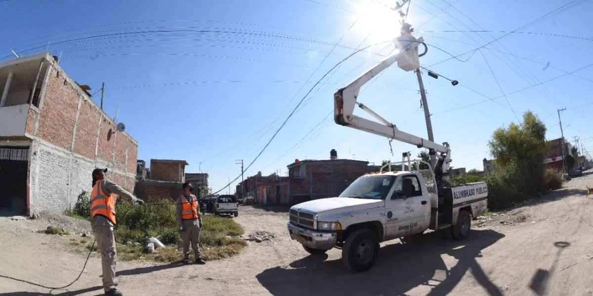 Actualmente hay más de 34 mil luminarias instaladas a lo largo de todo el municipio.