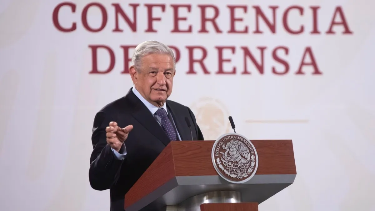 Para que se tranquilicen los adversarios, Adán Augusto no es precandidato a la presidencia: AMLO