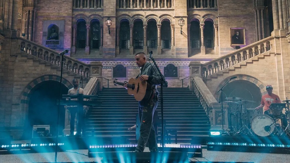 El cantante irlandés Dermot Kennedy a punto de lanzar su segunda producción discográfica