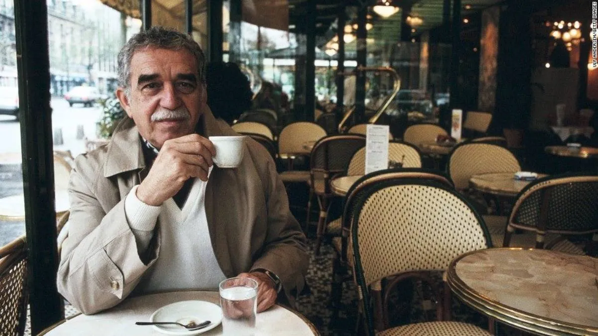 Un gran fan de García Marquez: Tiene ejemplares de su obra en 45 idiomas y 379 ediciones de Cien años de soledad