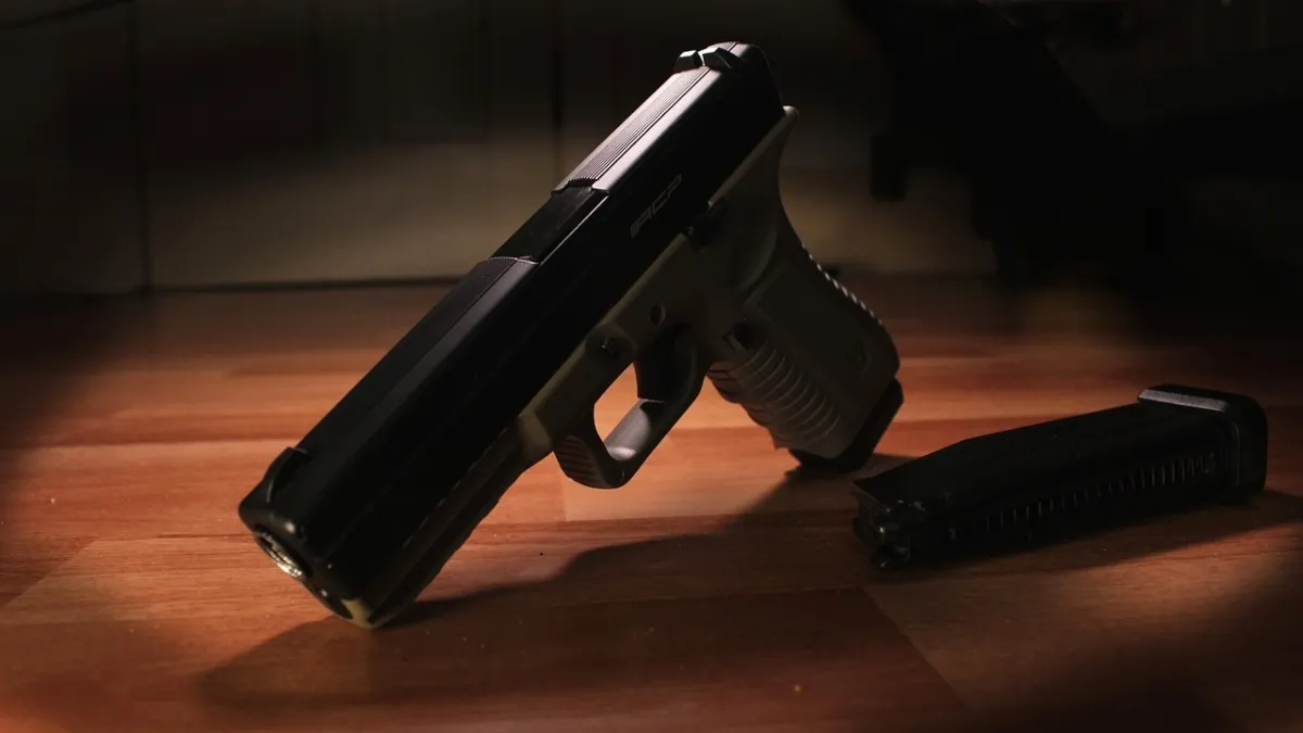 Cárteles de México se surten de armas y equipo militar en Arizona