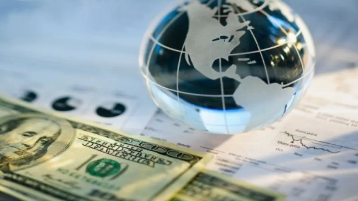 En el último año, el peso se depreció casi 17 por ciento frente al billete verde.