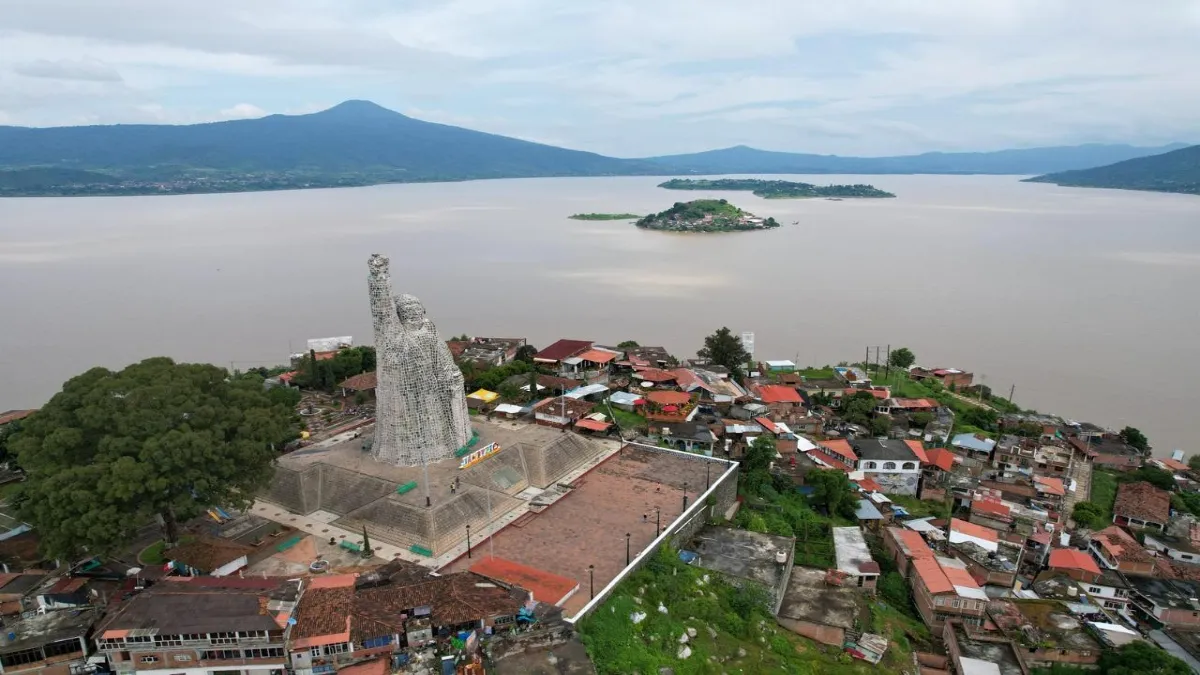 El Lago de Pátzcuaro mantiene una capacidad de almacenamiento del 42.2 por ciento.
