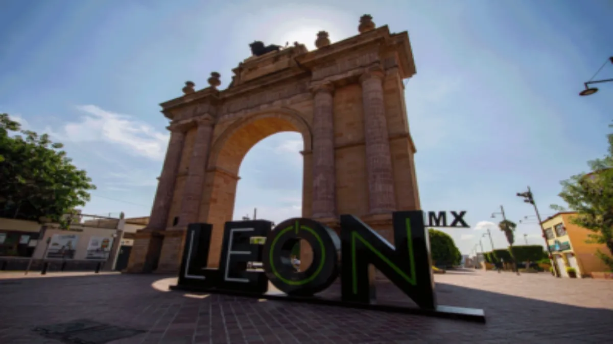 Con 449 años, León no es solo un centro industrial, es una ciudad moderna que ha abrazado la innovación sin olvidar su herencia. 