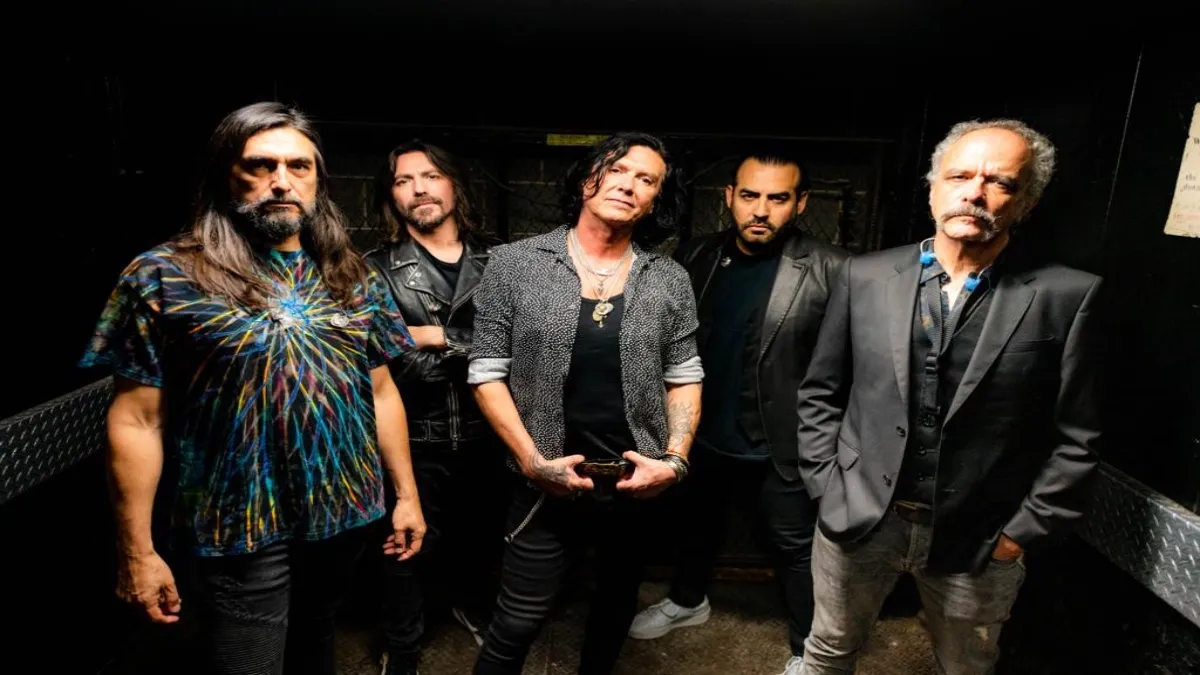 Caifanes, que debutó a mediados de los 80, dedicó a sus seguidores un mensaje de gratitud por su apoyo.