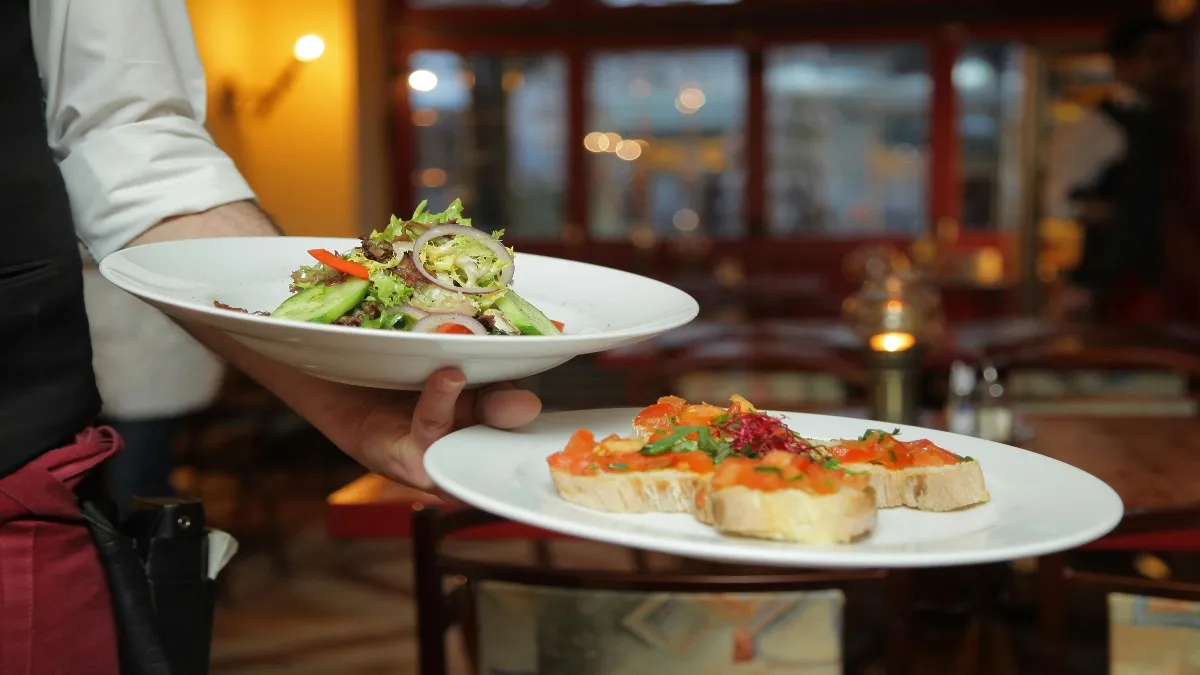 Los restaurantes se han visto afectados por el alza de precios de los insumos.