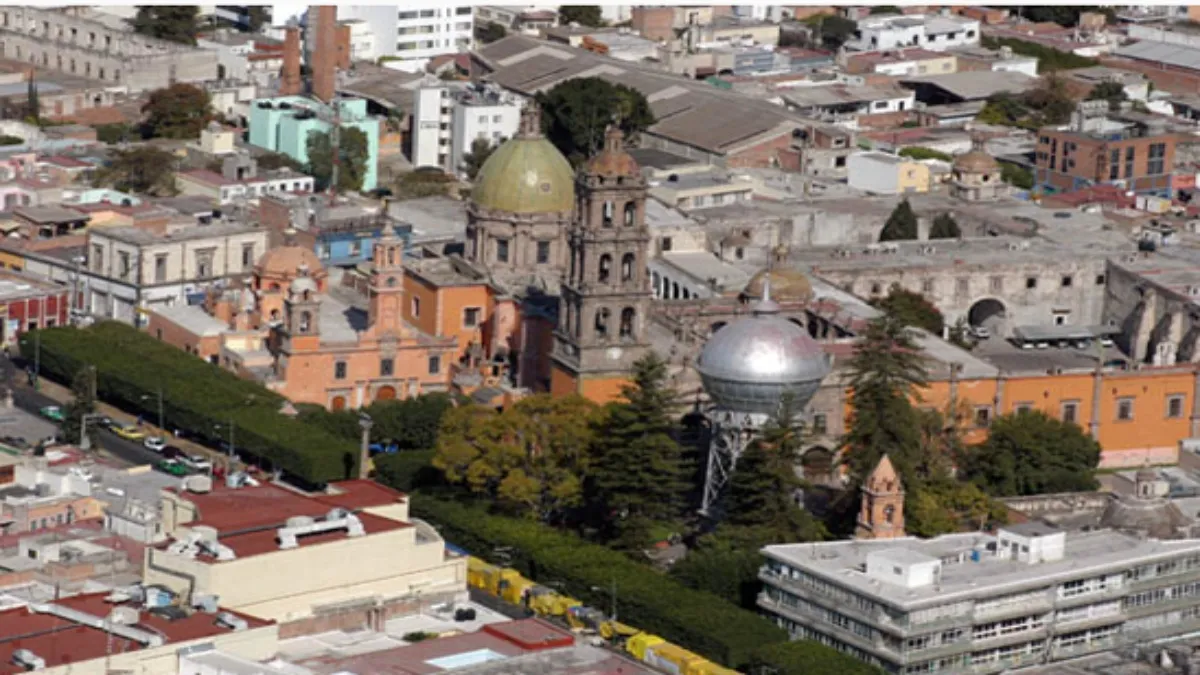 Y todos los visitantes que aprovechen el periodo vacacional para venir a Celaya.