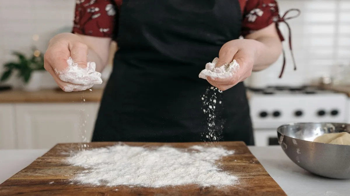 La maestra Ana Laura Galaz ha visto pasar a varias alumnas que ya cuentan con sus propias pastelerías.