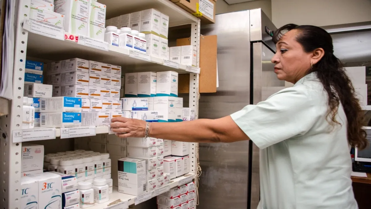 Los grupos de medicamentos más reportados son oncológicos, endocrinología y metabolismo.