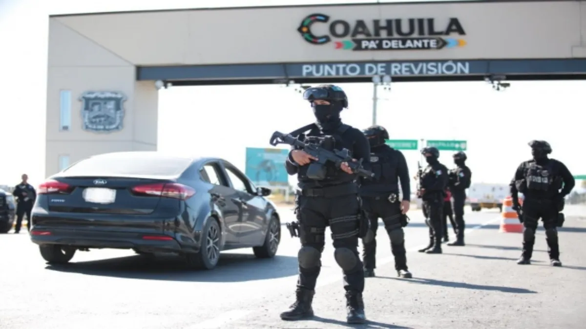 Se construyen cuarteles para las policías estatales, Ejército Mexicano y la Marina, así como arcos de seguridad.