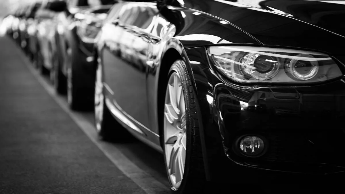 Navegando el cambio: Relaciones estratégicas para el futuro de la fabricación automotriz.