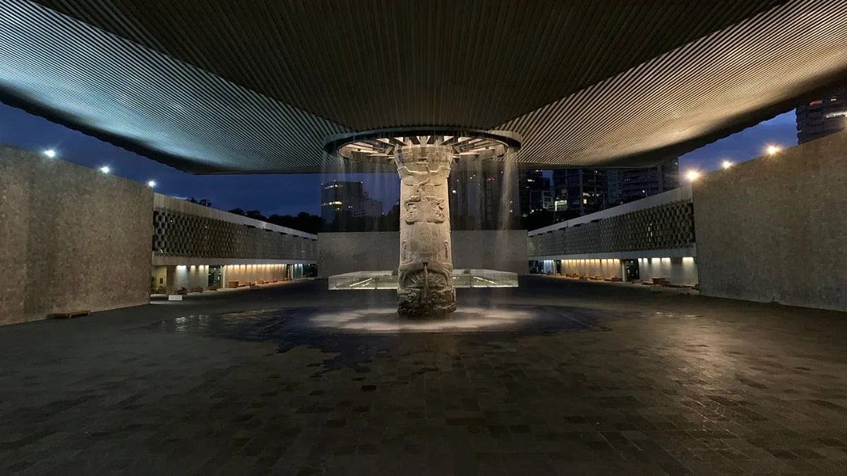 Otro museo que es polo de atracción turística en el primer cuadro capitalino lo constituye el Museo Nacional de Arte.