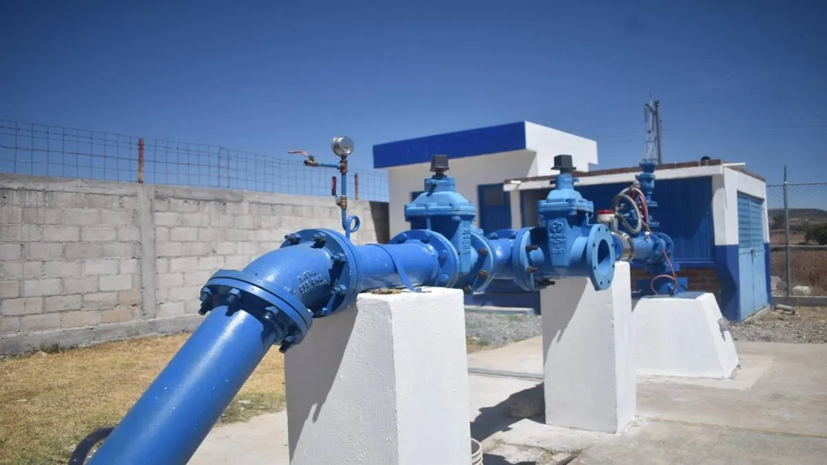 Además de los nuevos pozos, se trabaja en rehabilitación de líneas de agua potable.