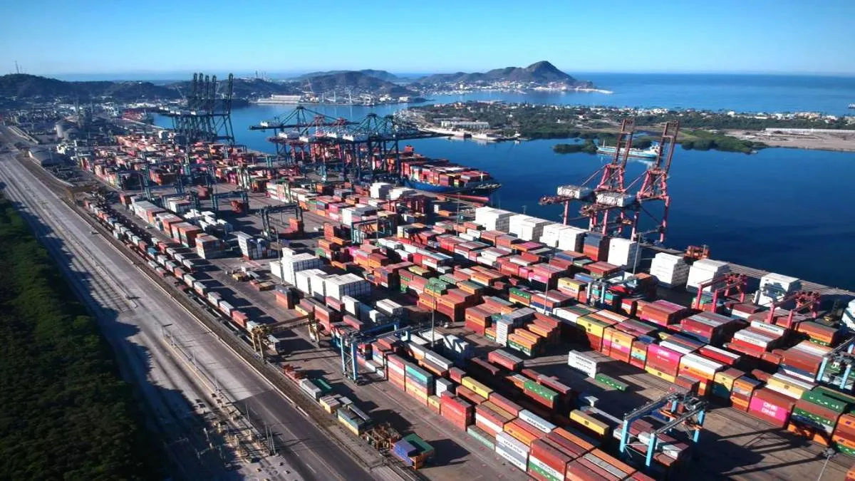 No obstante, los agentes aduanales del Puerto de Manzanillo se deslindaron del paro parcial de labores.