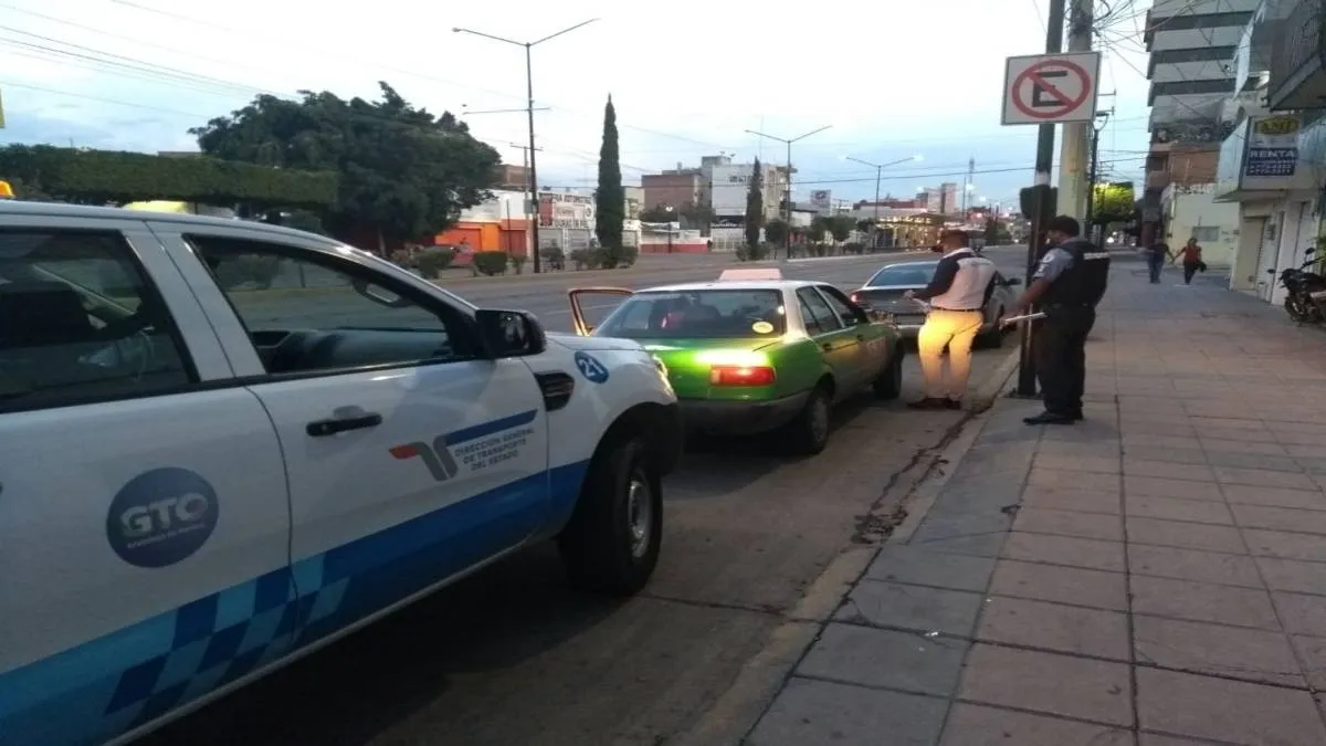 El hecho fue acompañado de violencia, según declaró el propio locatario, quien identificó al Director Jurídico.