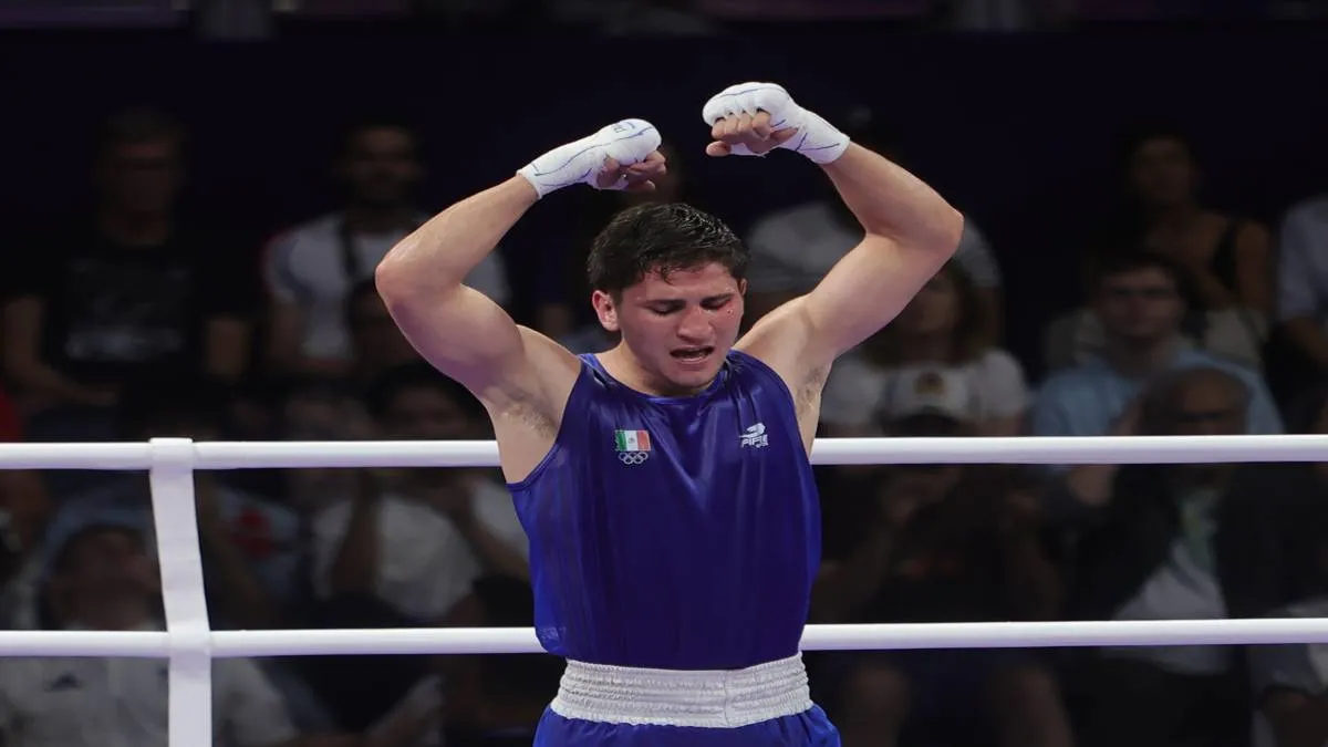 Enfrentando a un oponente con más de una década de experiencia en el boxeo profesional. 