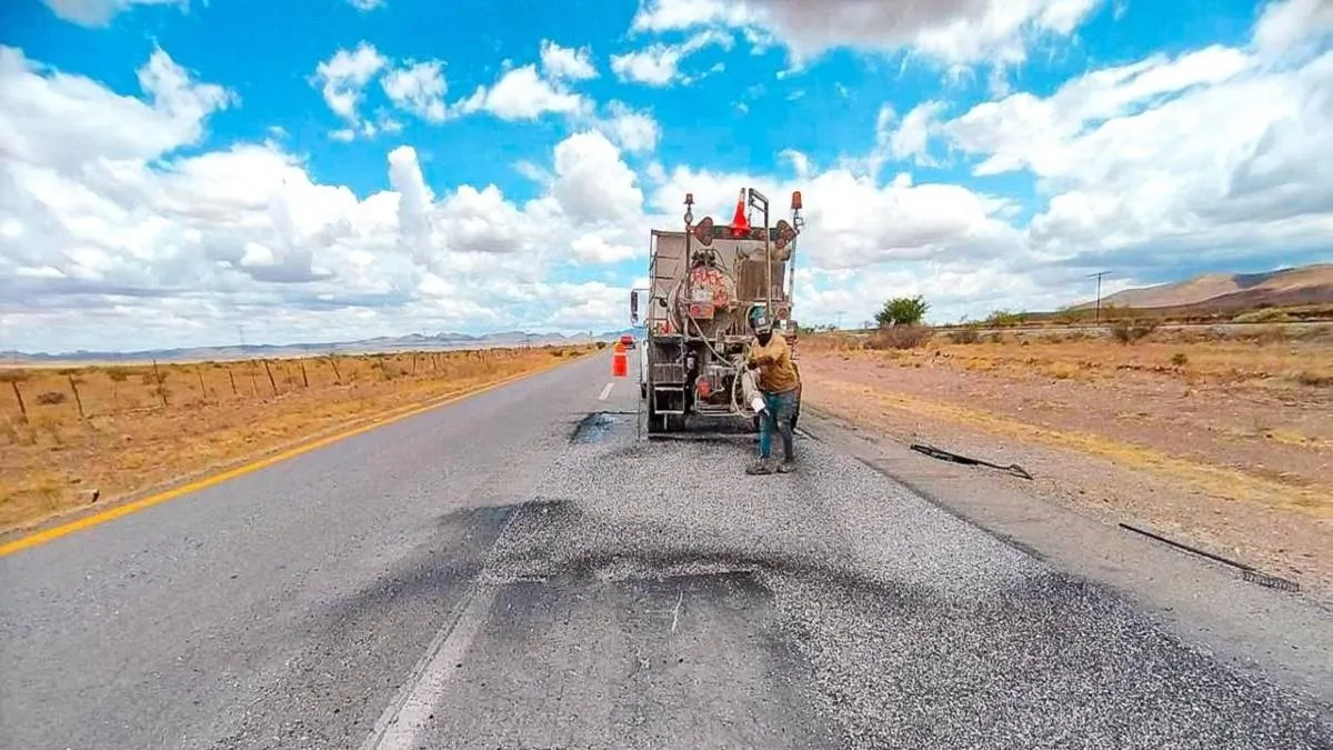 Automovilistas señalan que otro de los tramos de la carretera donde se aprecian numerosos baches.