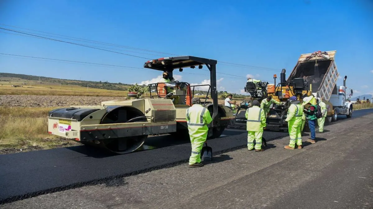La inversión no sólo es para nuevas carreteras de peaje, sino también para libramientos y puentes.