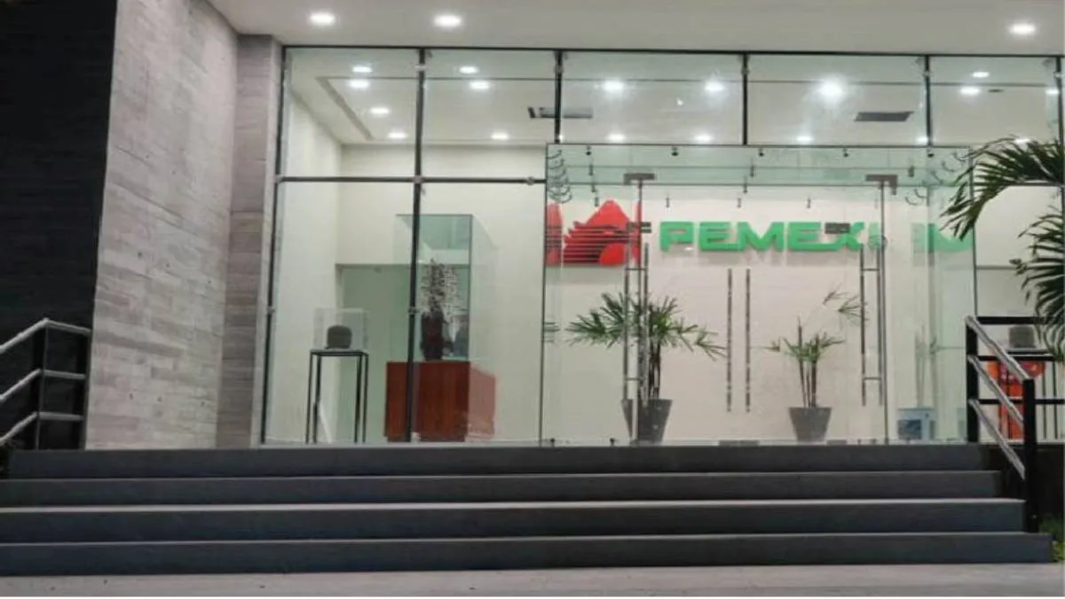 Informó que el Congreso aprobó seis mil 400 millones de dólares para que Pemex pagara adeudos.