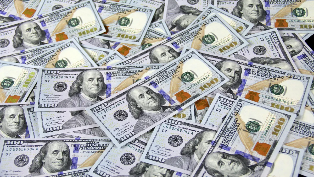 El cual es aprovechado por las redes para vender el dinero que les entregan los cárteles mexicanos.