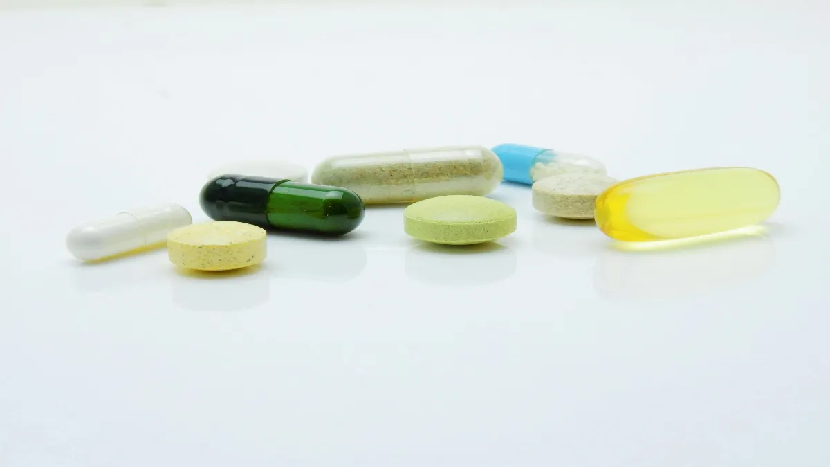 También se incorporan a medicamentos falsificados vendidos en farmacias ilegales.
