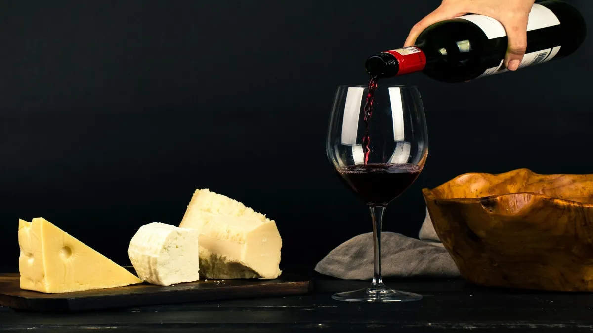 El proyecto enológico permite a los amantes del vino sumergirse en cada detalle de la experiencia vitivinícola.