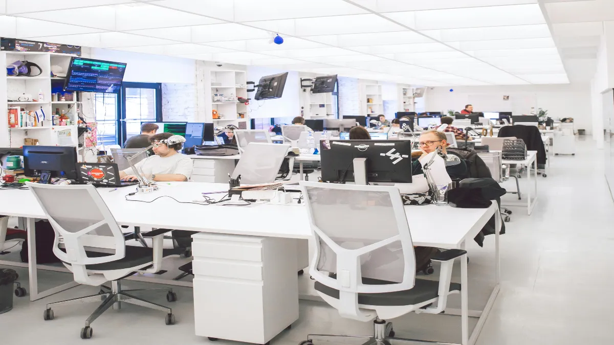 Porque permitió que el tema se tratara de manera profesional dentro de las empresas.