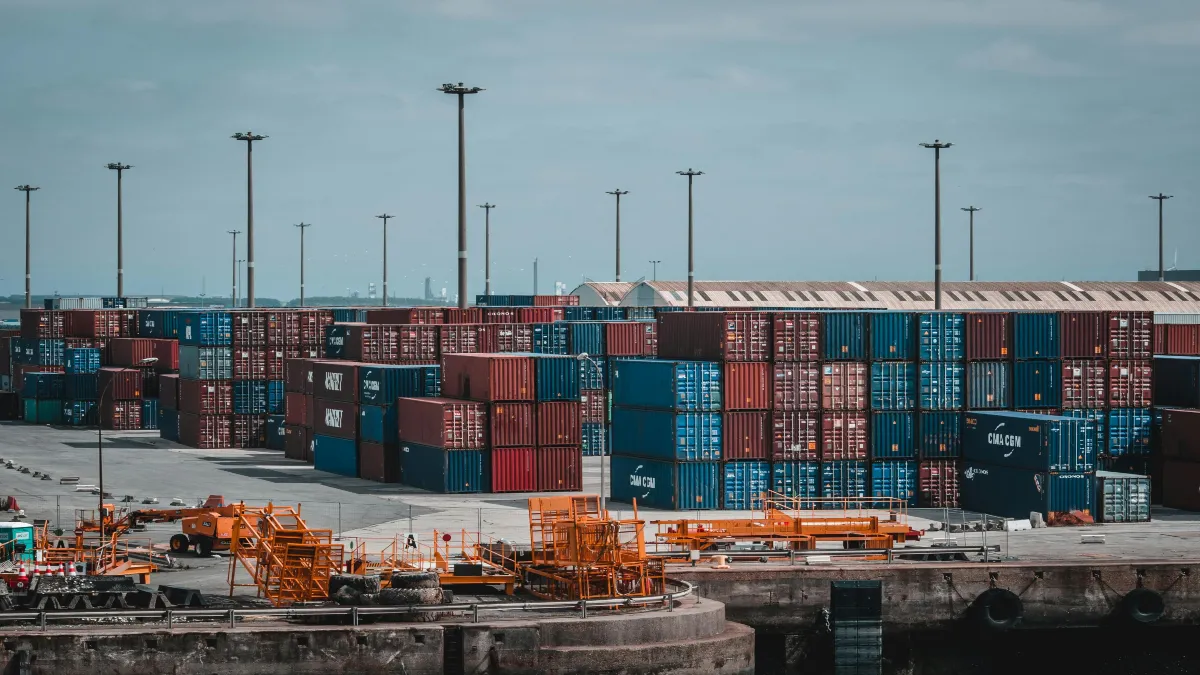 Entorpecido o dificultado las relaciones de importaciones y exportaciones en el marco del T-MEC.