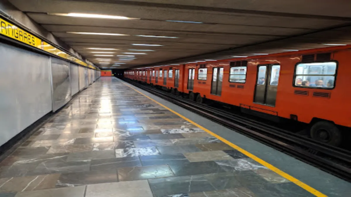 Otra zona del Metro que sufrió inundaciones fue la estación del Metro Hangares.