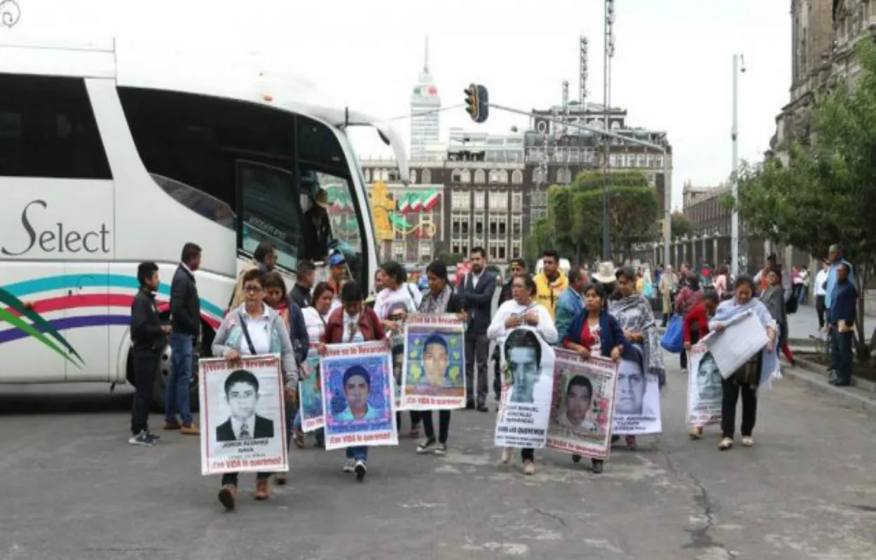 FGR acordó con padres de los 43 reconstruir hechos en Ayotzinapa ...
