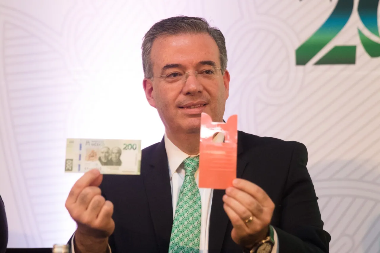 México se enfila al decrecimiento económico en 2019, según Banxico