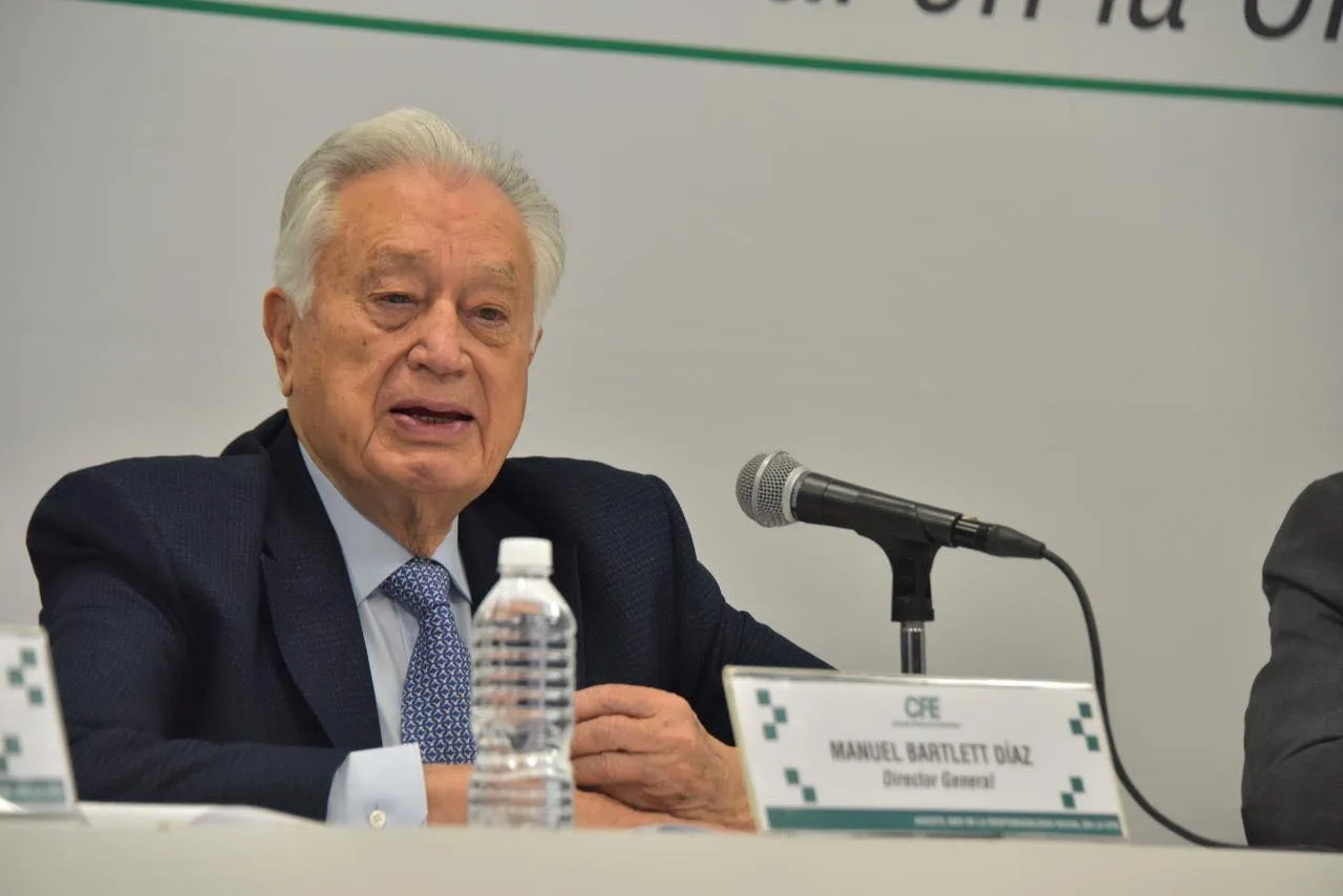 El nombre de Manuel Bartlett, actual director de la CFE, aparece en investigaciones realizadas por agencias estadounidenses.
