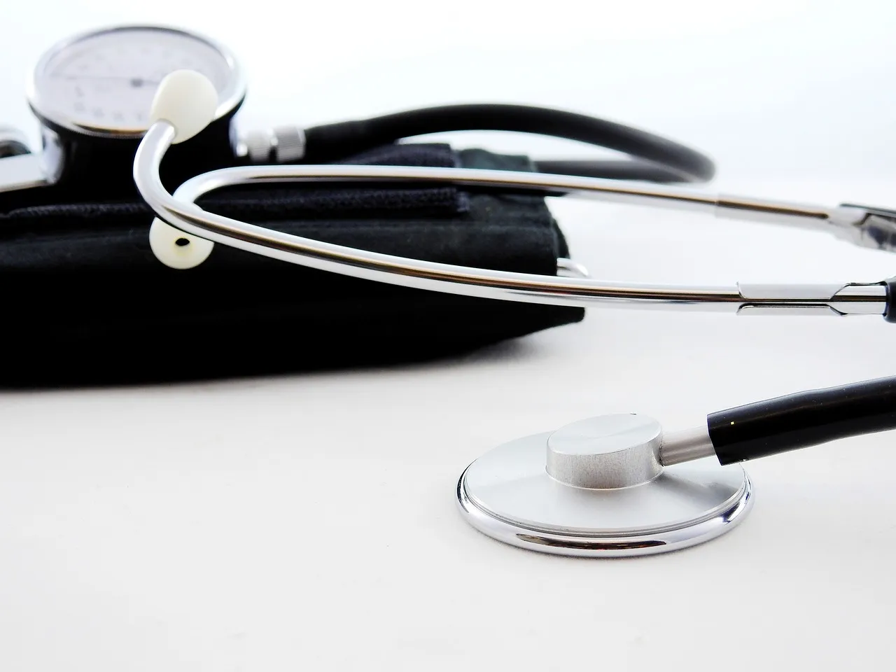 China se encuentra entre los principales proveedores de medicamentos e insumos que Cuba importa.