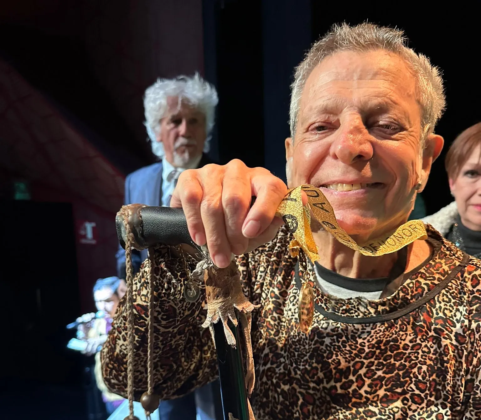 Reconocen 50 años de trayectoria del actor César Bono con la Medalla de Oro Eduardo Arozamena