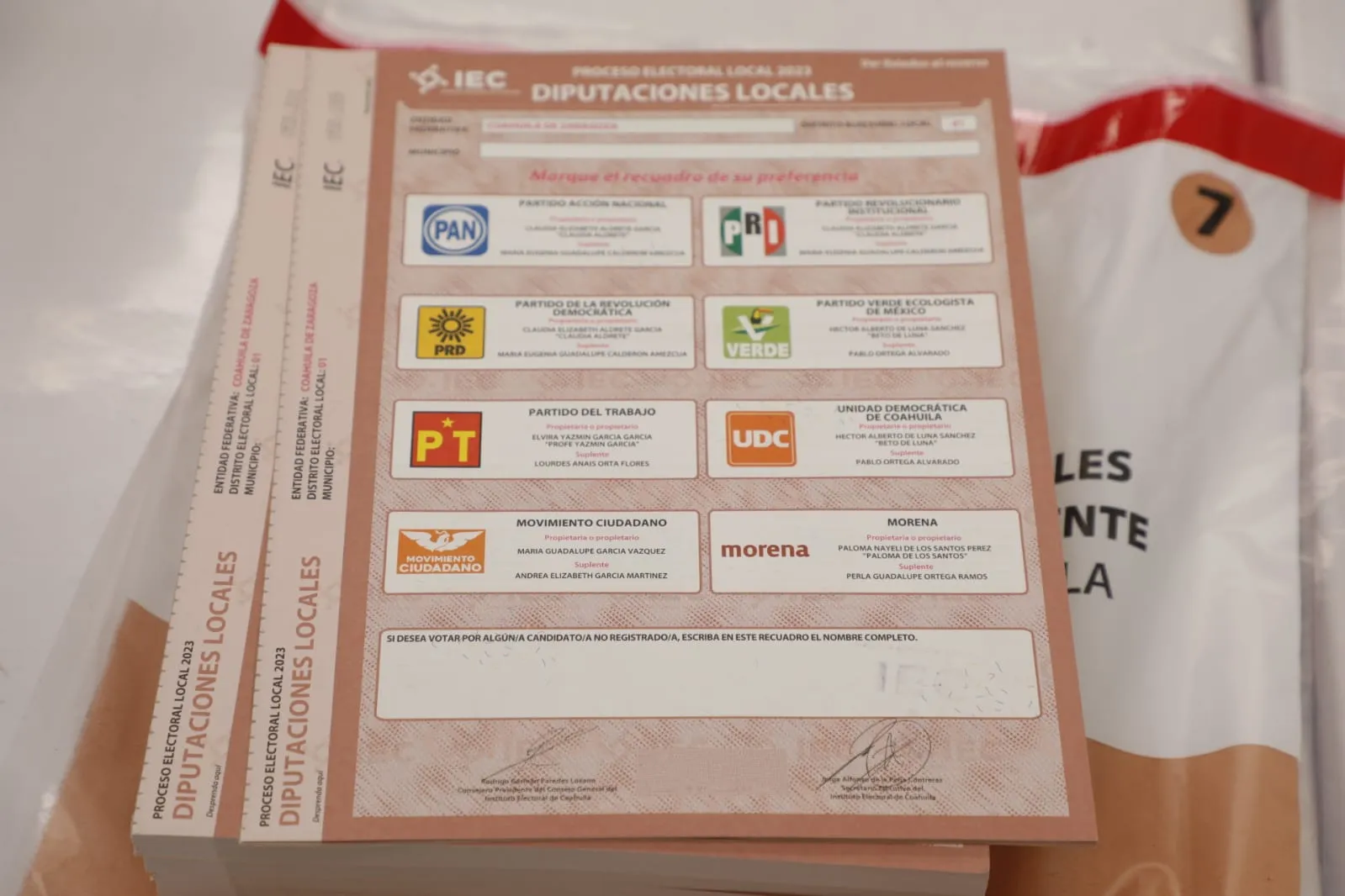 Dos empresas obtienen contratos para la impresión de boletas del INE