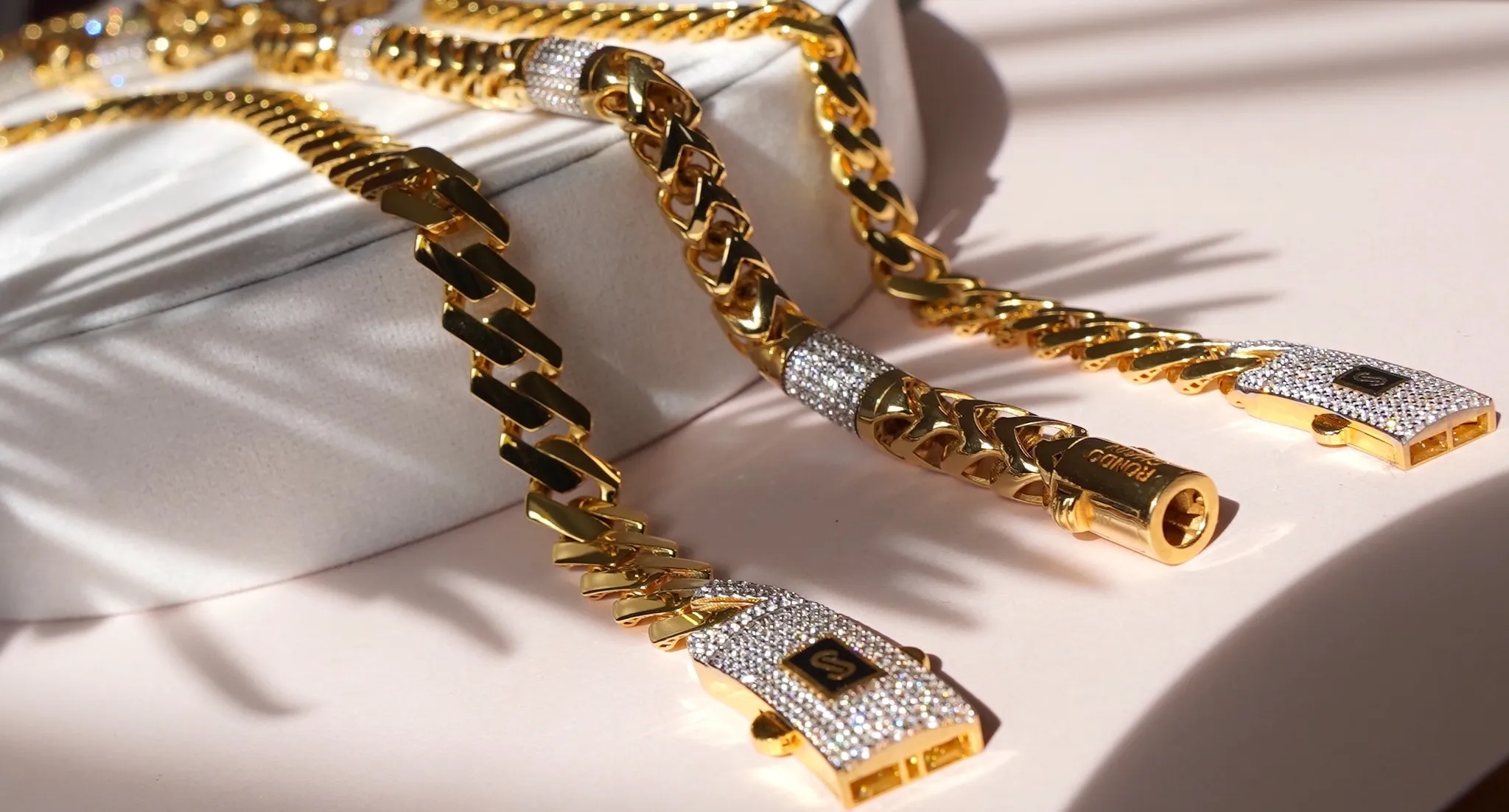 La propuesta de Empire Fine Jewelry nos recuerdan que el futuro del oro es tan brillante.