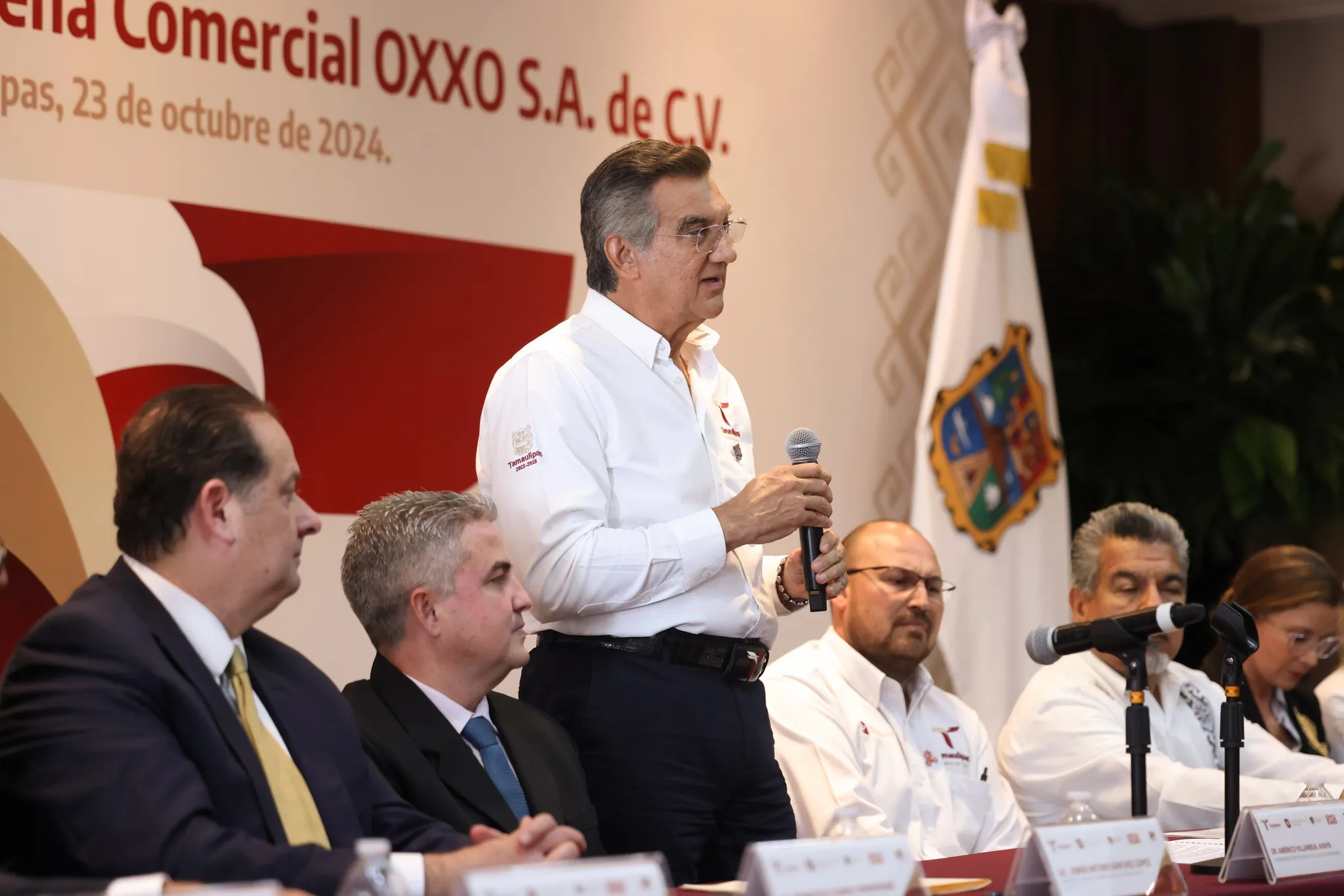 Las tiendas Oxxo se convertirán en Puntos Rosas, brindando un espacio seguro para mujeres en riesgo.