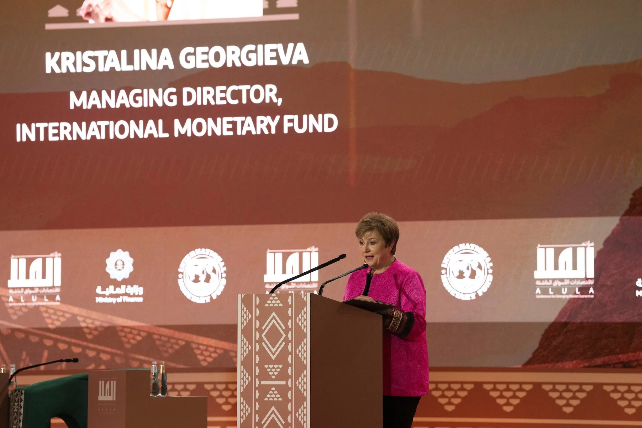 He dado la bienvenida al FMI al presidente Javier Milei para hablar del plan de estabilización y crecimiento de Argentina.