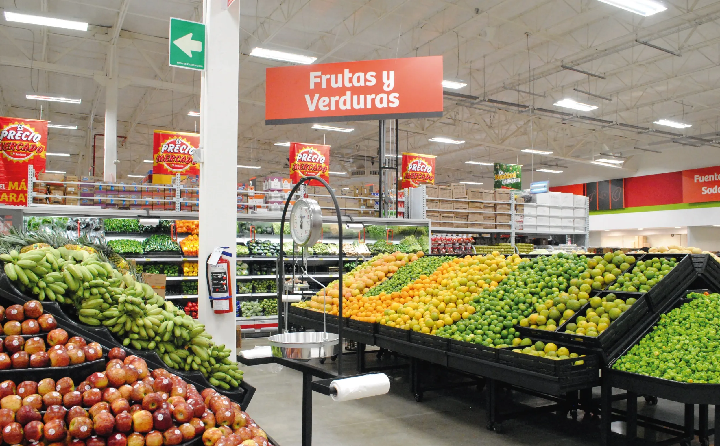 Soriana se compromete con Guerrero a reabrir sus tiendas semanalmente hasta completar sus 11 puntos de venta