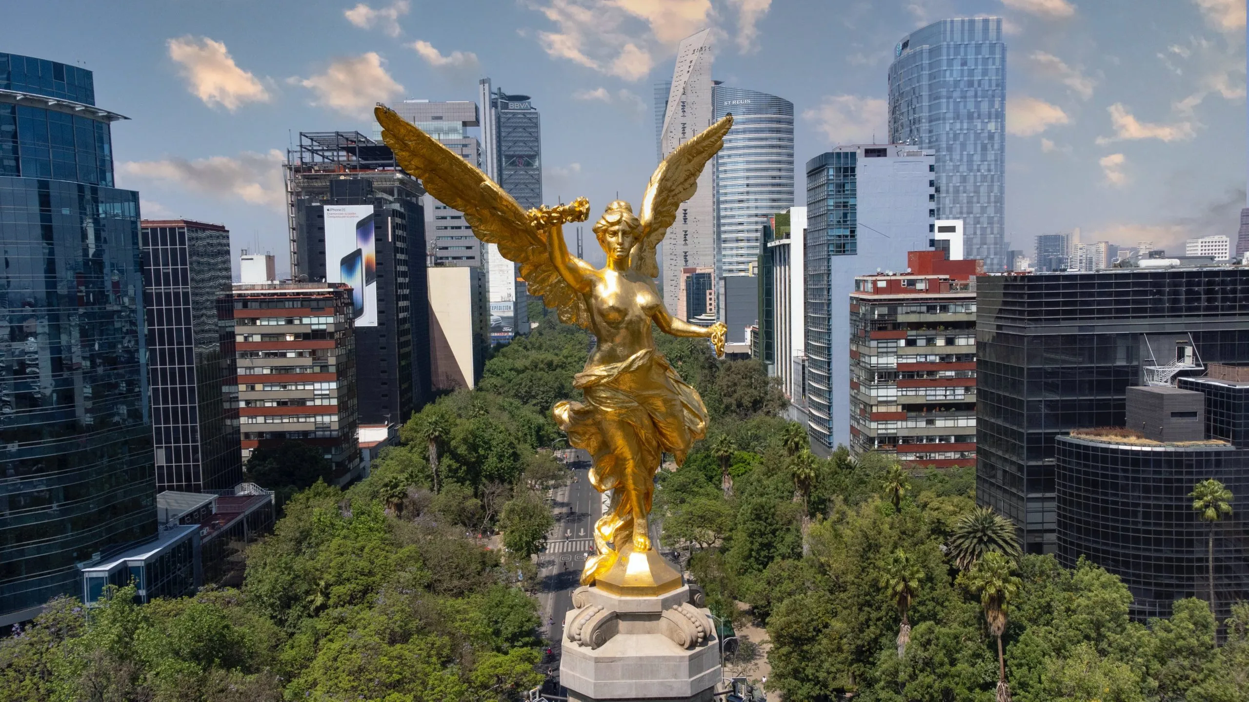 Los edificios altos privan a capitalinos del derecho al sol