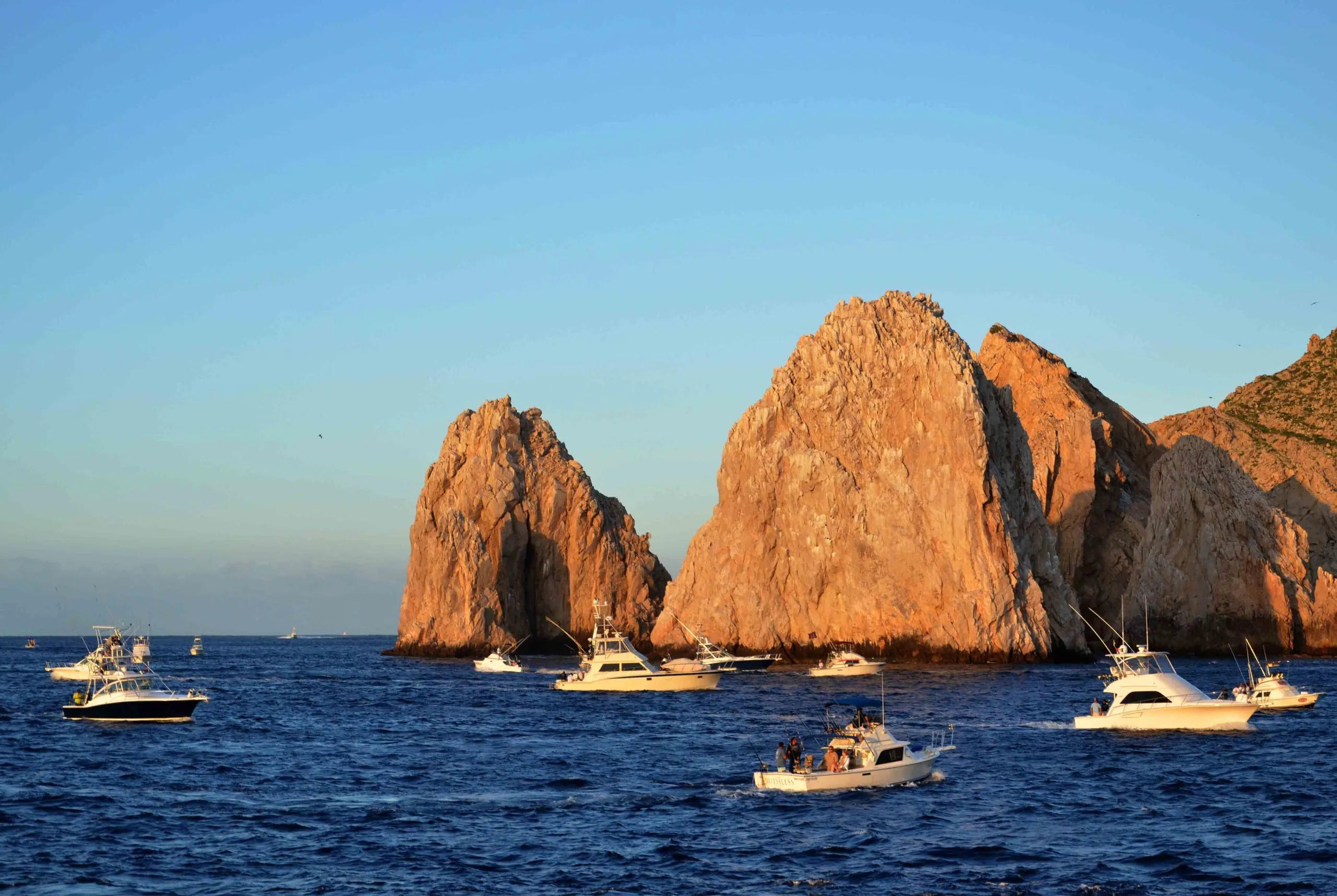 Un tour operador en Los Cabos puede ganar hasta 300 dólares de propina en un "puente"