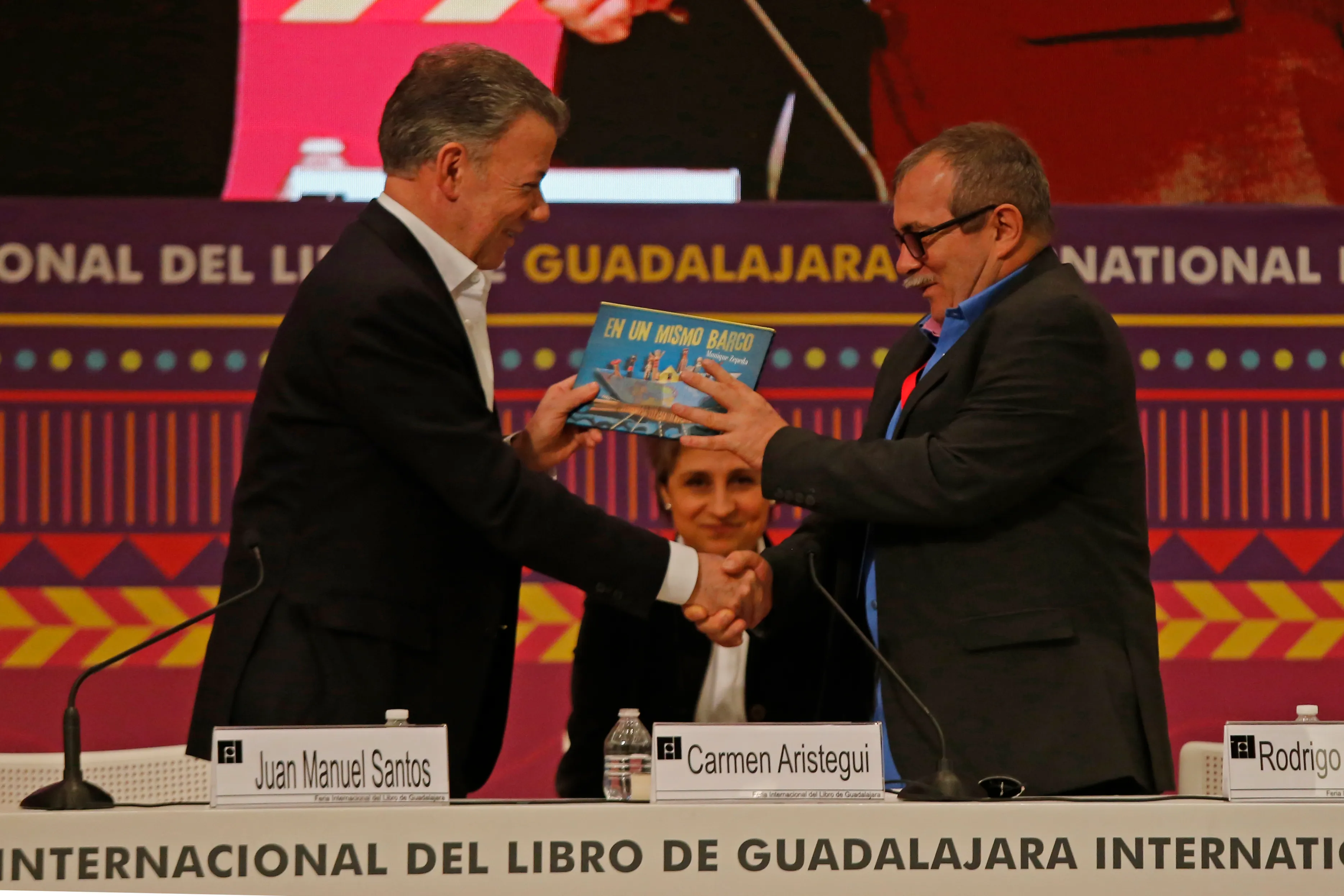 Soplan vientos de democracia en México: Rodrigo Londoño
