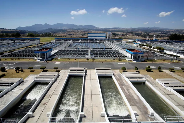 Proponen al Frente Amplio por México abrir a la inversión privada la infraestructura de agua en CDMX