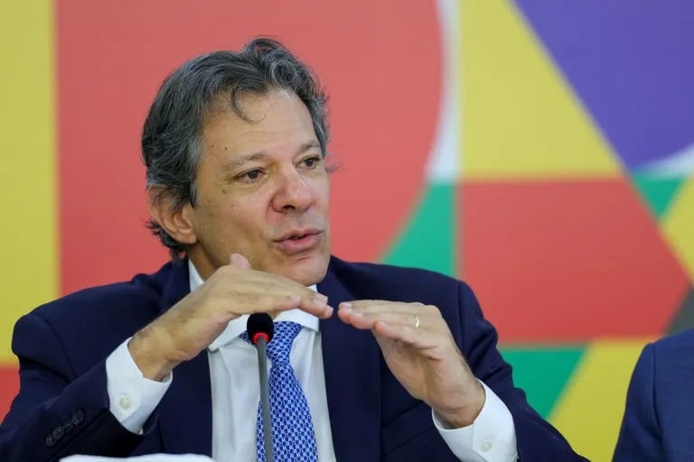 Confío en que la inflación se reducirá hacia finales de este año, dijo el ministro.
