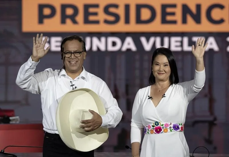 El gobierno de Perú debe disipar la incertidumbre política y luchar en contra de la criminalidad