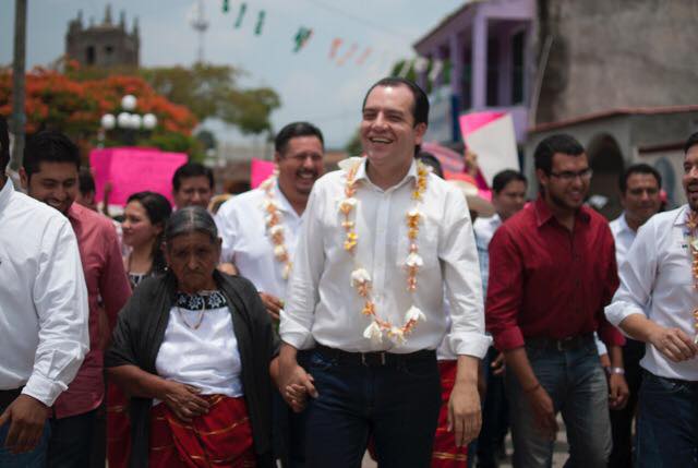 Roberto Albores Gleason ex candidato del PRI al gobierno de Chiapas.