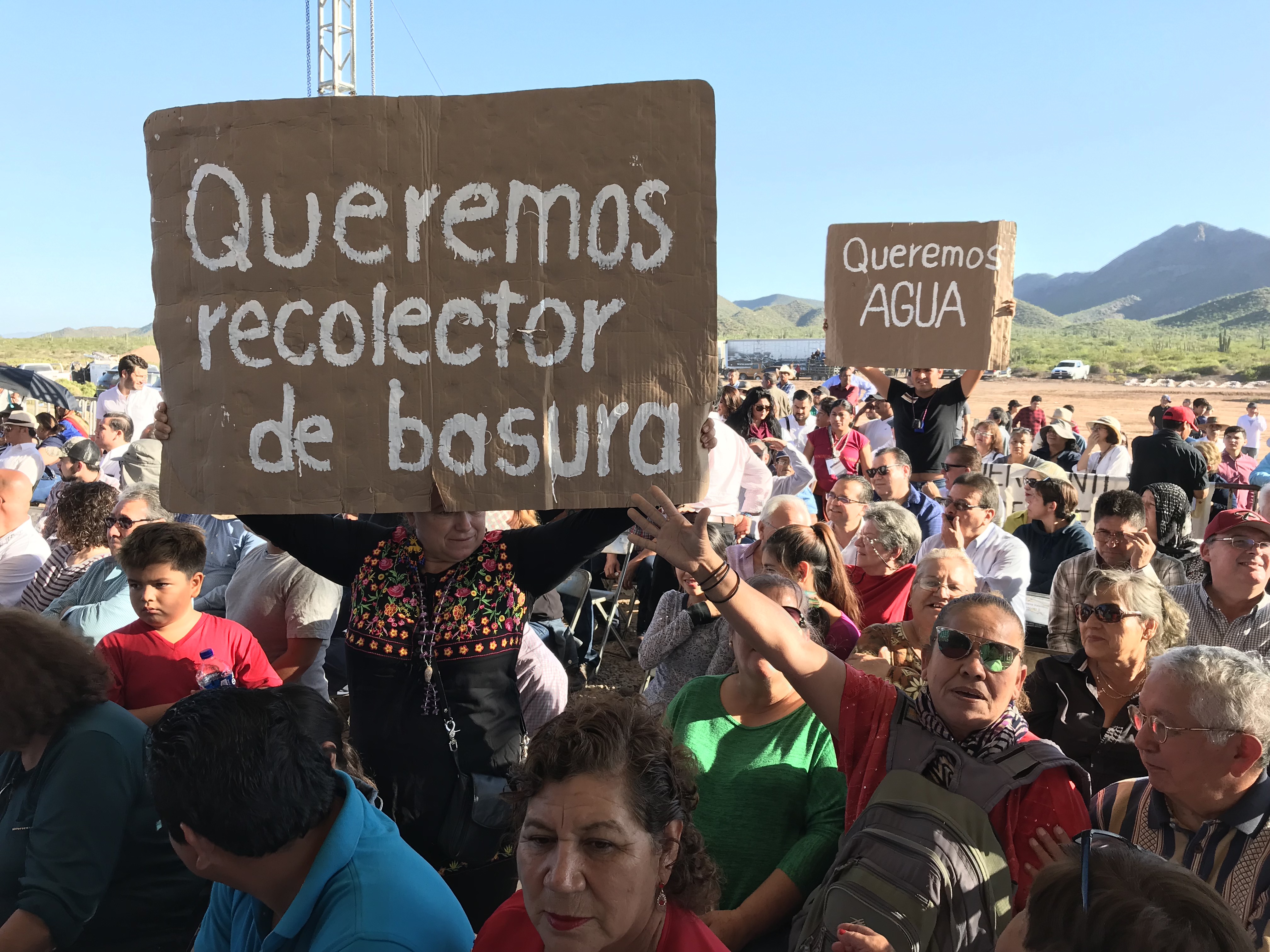 Los seris piden médicos y agua potable a López Obrador