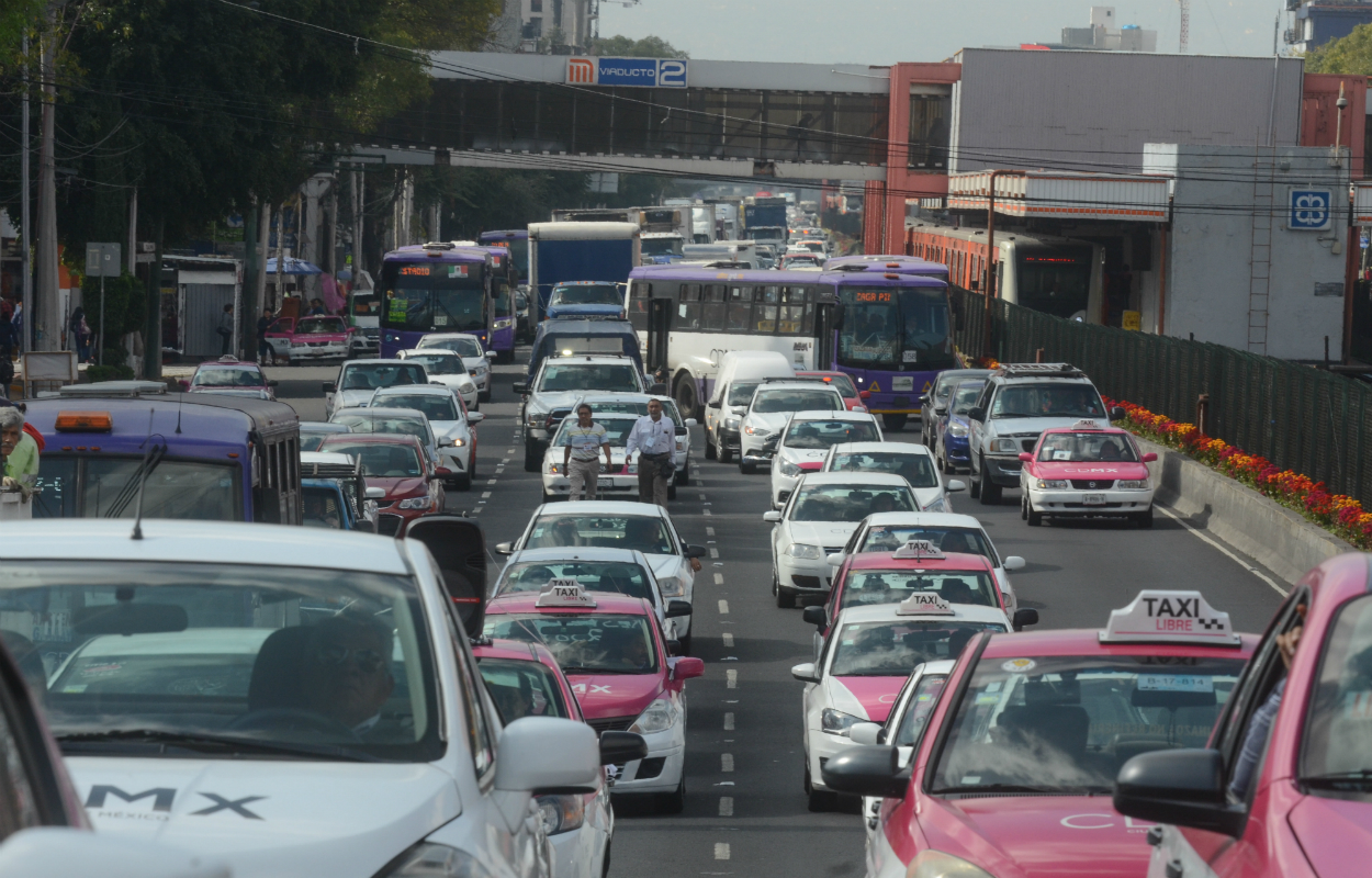 Taxistas de la CDMX exigen medidas para seguridad de choferes y pasajeros