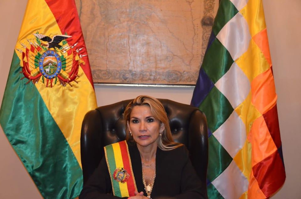 Si Dios lo permite se convocará a elecciones en Bolivia: Jeanine Añez